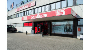 Dolly Buster Erotic World Schweinfurt